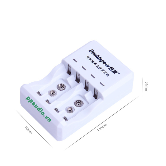 khay sạc pin 4 khe cắm